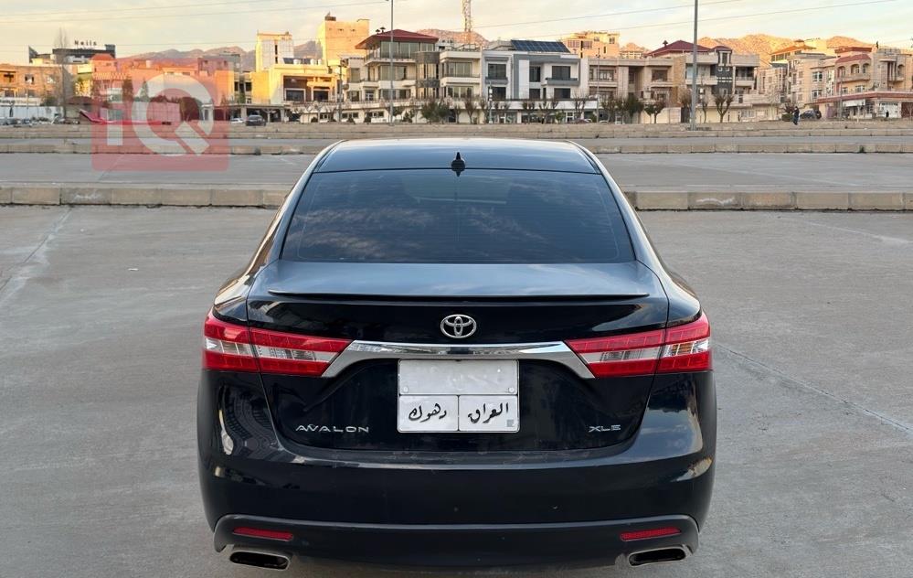 تويوتا أفالون